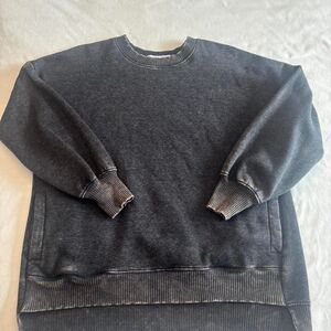 Leela & Lavender Acid Wash Oversized Crewneck Sweatshirt | 90s Feel | Size M